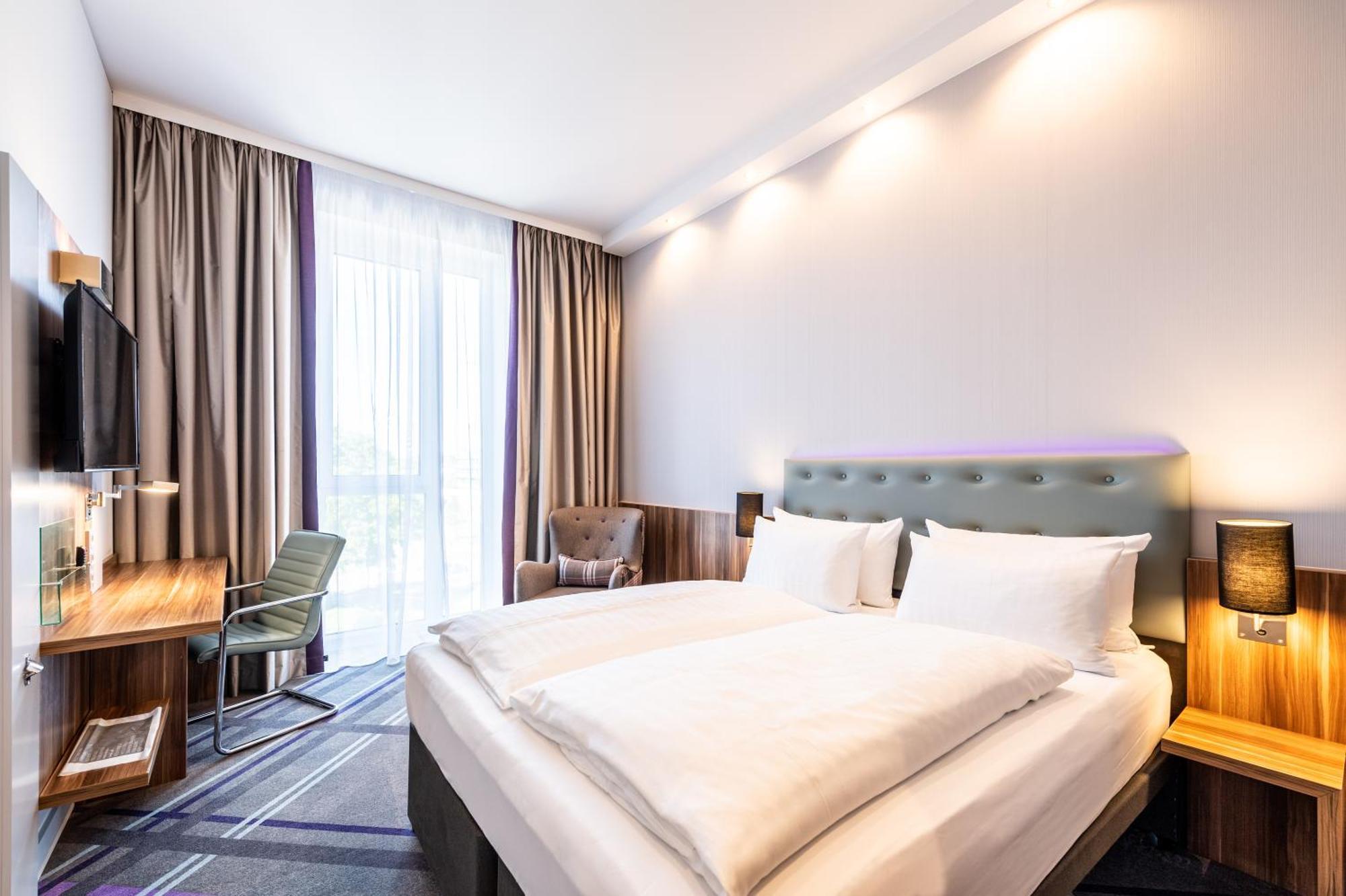 Premier Inn Heidelberg City Centre Exteriör bild