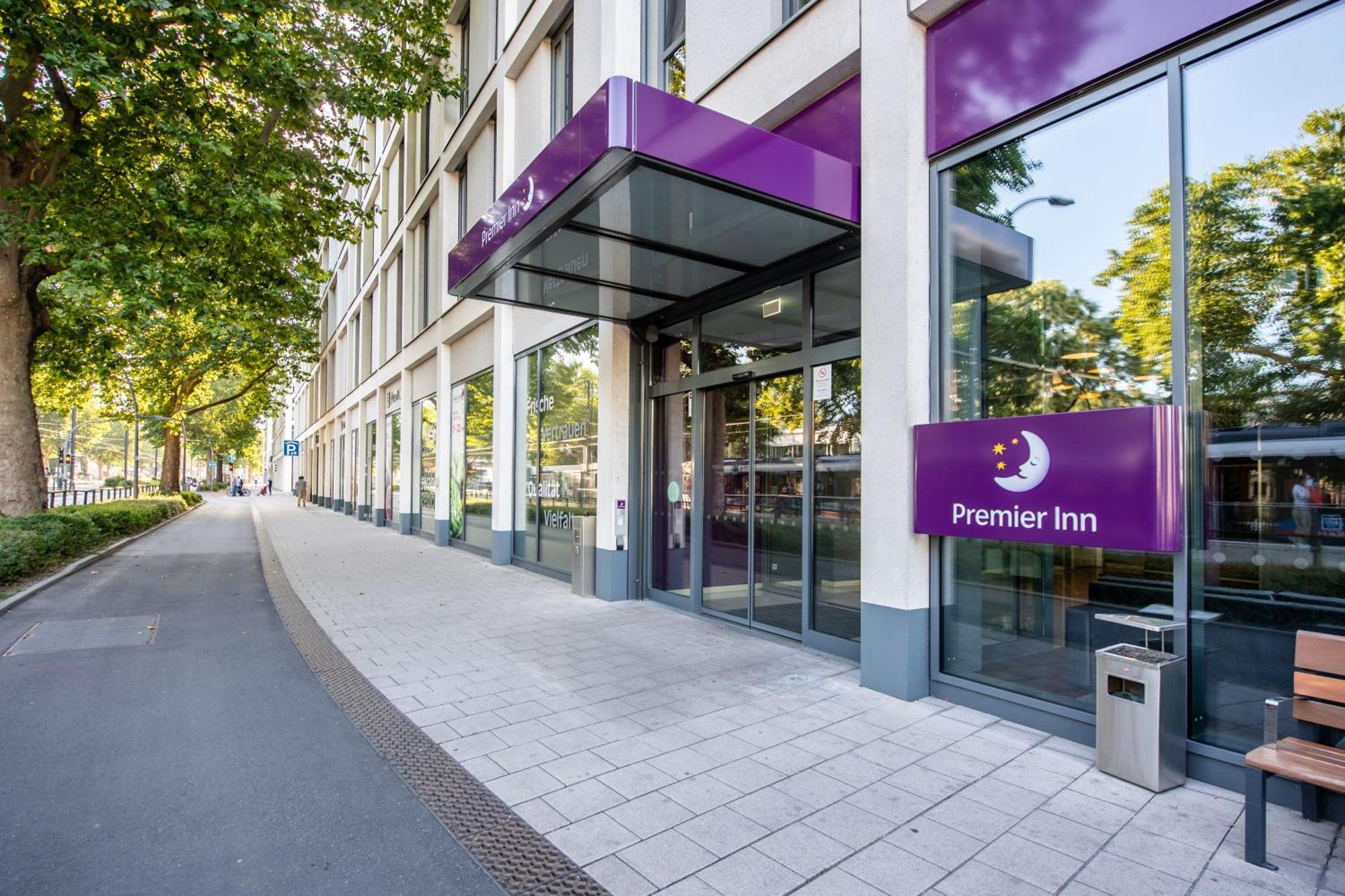 Premier Inn Heidelberg City Centre Exteriör bild